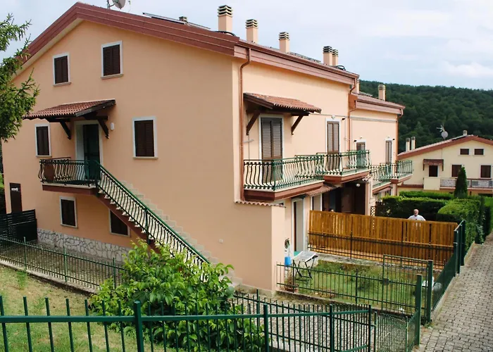 Leo's Apartamento Ateleta